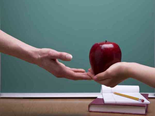 teacher-apple